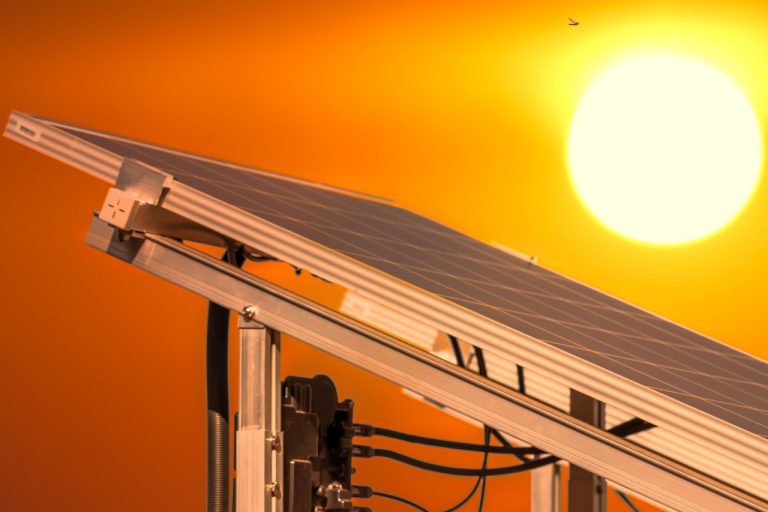 60 millions de consommateur panneaux photovoltaïques