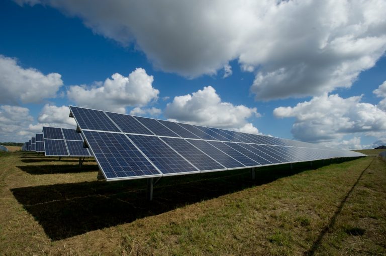photovoltaïque taux intérêt abusif - Taux d'Intérêt Abusif Crédit Photovoltaïque : Vos Droits et Recours en 2026